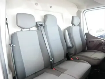 Photo 13 Renault Master  Fg F3300 L2H2 2.3 Blue dCi 135ch Confort Euro6E