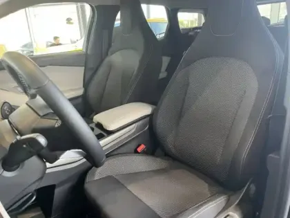 Photo 10 Ford Explorer  286ch Extended Range 77kWh Select RWD