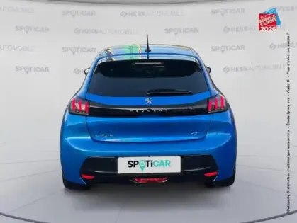 Photo 6 Peugeot 208  e- 136ch GT Camera