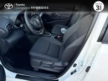 Photo 10 Toyota Yaris  116h Design 5p MY25