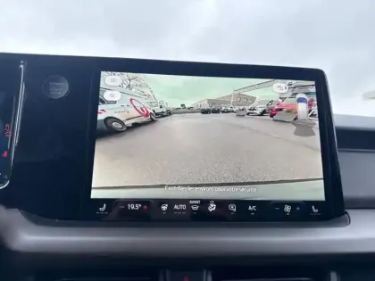 Photo 13 Ford Transit Courier  Electrique 100 kW 136ch Limited