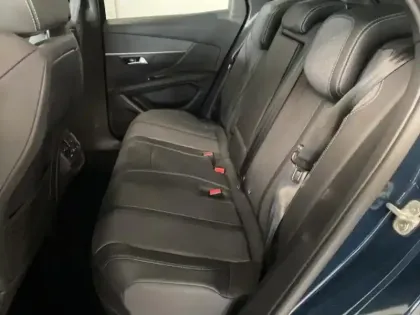 Photo 11 Peugeot 3008  HYBRID 225ch Allure Pack e-EAT8