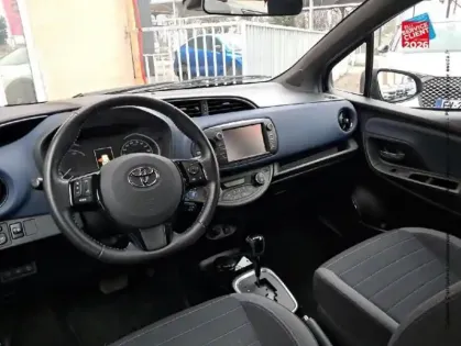 Photo 14 Toyota Yaris  100h Collection 5p RC18