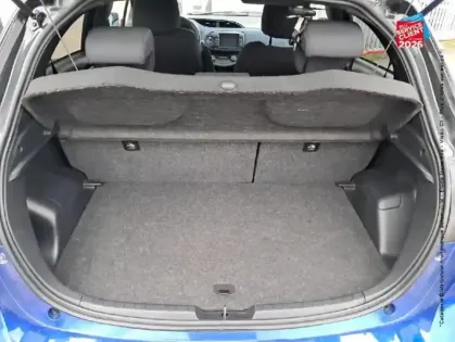 Photo 13 Toyota Yaris  100h Collection 5p RC18