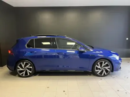 Photo 7 Volkswagen Golf  1.5 eTSI OPF 150ch R-Line DSG7