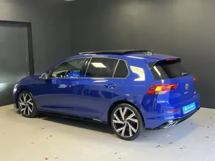 Photo 10 Volkswagen Golf  1.5 eTSI OPF 150ch R-Line DSG7