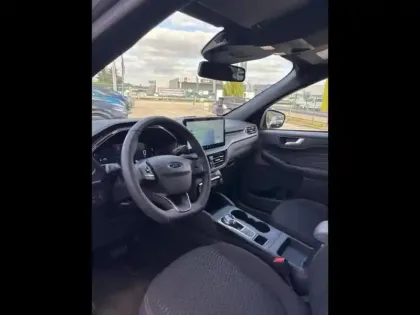 Photo 9 Ford Kuga  2.5 Duratec 180ch Hybrid FlexiFuel ST-Line Powershift