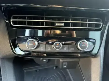 Photo 14 Opel Mokka  1.2 Turbo Hybrid 145ch Business e-DCT6