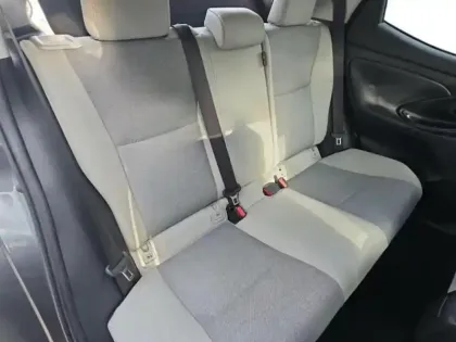 Photo 12 Toyota Yaris  116h Iconic 5p MY22