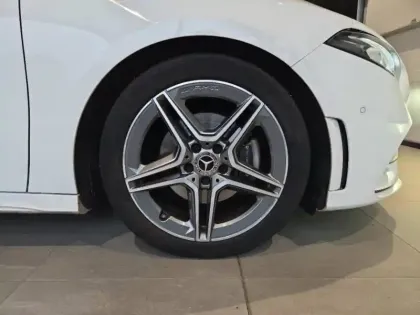 Photo 7 Mercedes Classe A  Berline 200 163ch AMG Line 7G-DCT