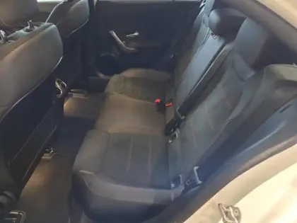 Photo 13 Mercedes Classe A  Berline 200 163ch AMG Line 7G-DCT