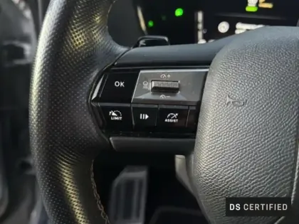 Photo 12 DS DS 4  E-TENSE 225ch Performance Line +