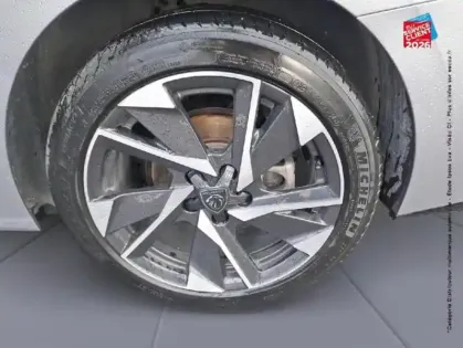 Photo 10 Peugeot 308  SW 1.5 BlueHDi 130ch S&S Allure Pack EAT8