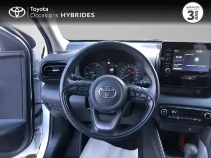 Photo 8 Toyota Yaris  116h Dynamic 5p MY22