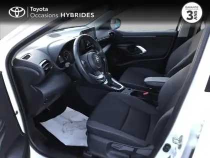 Photo 10 Toyota Yaris  116h Dynamic 5p MY22