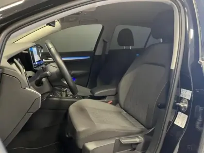 Photo 13 Volkswagen Golf  1.5 TSI EVO2 116ch VW Edition