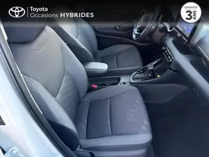 Photo 5 Toyota Yaris  116h Design 5p MY25