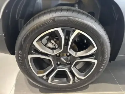 Photo 13 Jeep Avenger  1.2 Turbo T3 110ch MHEV Summit BVR6 eHybrid