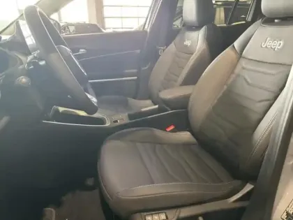 Photo 8 Jeep Avenger  1.2 Turbo T3 110ch MHEV Summit BVR6 eHybrid