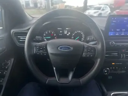 Photo 9 Ford Focus Berline ST-Line 1.0 125 ch