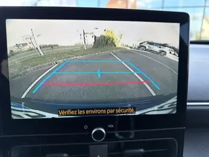 Photo 13 Toyota Yaris Hybride 1.5 HYBRID 116H DESIGN