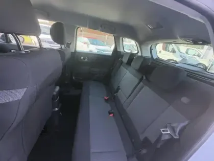 Photo 17 Citroën C3 Aircross PureTech 130 S&S EAT6 Shine