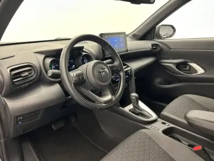 Photo 19 Toyota Yaris Hybride 1.5 HYBRID 116H DESIGN PACK CARGO