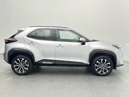 Photo 5 Toyota Yaris Hybride 1.5 HYBRID 116H DESIGN PACK CARGO