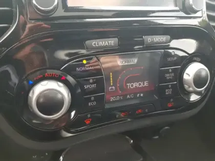 Photo 12 Nissan Juke DIG-T 115 N-Connecta 1.6 117 ch