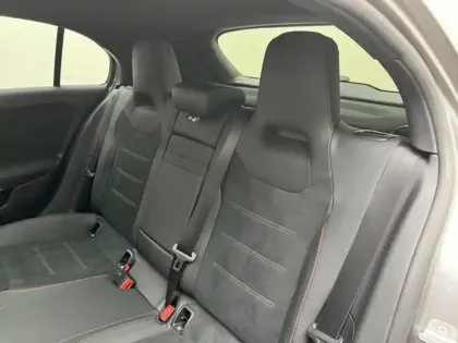 Photo 44 Mercedes Classe A 180 d AMG Line