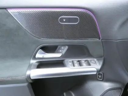 Photo 21 Mercedes GLA AMG 35 4MATIC Line