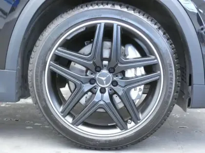 Photo 10 Mercedes GLA AMG 35 4MATIC Line