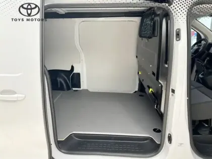 Photo 12 Toyota Proace MEDIUM 1.5L 120 D 4D BVM START CONF LOOK P