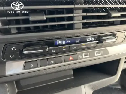 Photo 10 Toyota Proace MEDIUM 1.5L 120 D 4D BVM START CONF LOOK P