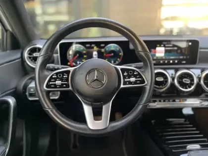 Photo 8 Mercedes Classe A 180 d Progressive Line