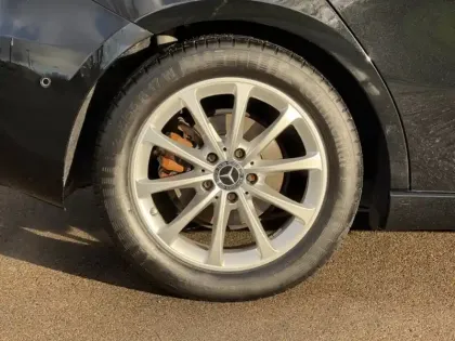 Photo 12 Mercedes Classe A 180 d Progressive Line