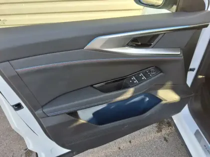 Photo 16 Renault Rafale Nouveau E-Tech full hybrid 200ch esprit Alpine