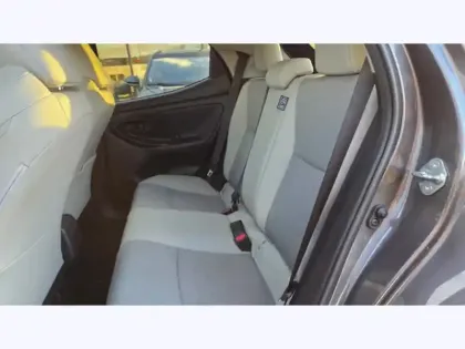 Photo 8 Toyota Yaris Hybride 116h Iconic