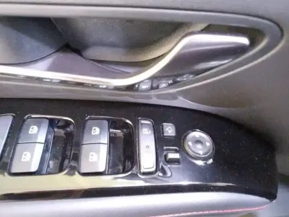 Photo 28 Hyundai Tucson  1.6 T-GDI 230 Hybrid BVA6