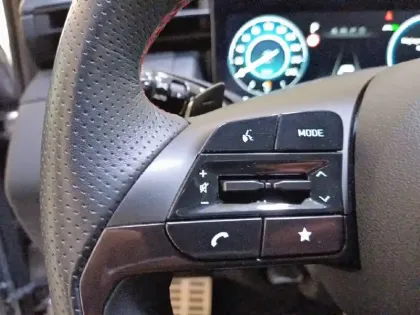 Photo 24 Hyundai Tucson  1.6 T-GDI 230 Hybrid BVA6