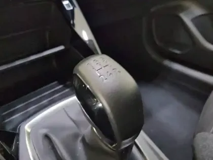 Photo 13 Peugeot 208  PureTech 75 S&S BVM5