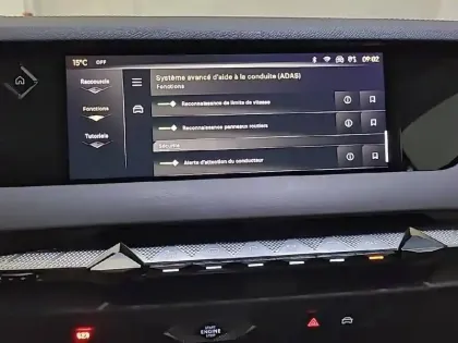 Photo 91 DS DS 4  Hybride E-Tense 225 EAT8