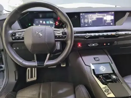 Photo 8 DS DS 4  Hybride E-Tense 225 EAT8