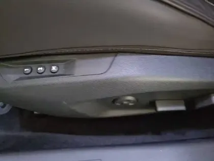 Photo 32 DS DS 4  Hybride E-Tense 225 EAT8