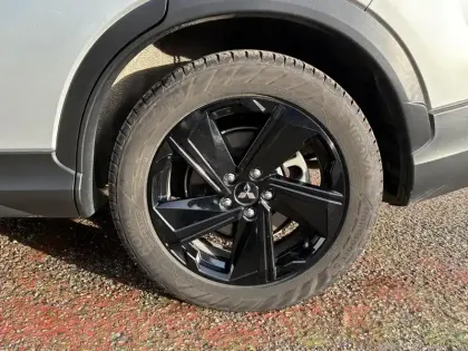 Photo 5 Mitsubishi Eclipse Cross  2.4 MIVEC PHEV Twin Motor 4WD