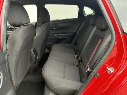 Photo 15 Hyundai I20  1.0 T-GDi 100 DCT-7 Hybrid 48V