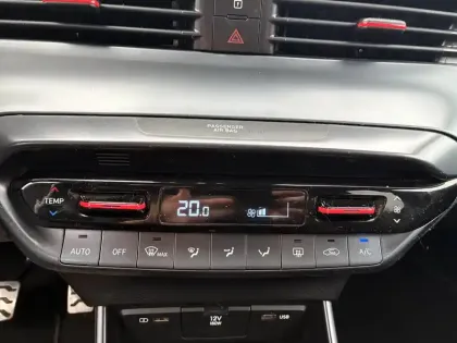 Photo 30 Hyundai I20  1.0 T-GDi 100 DCT-7 Hybrid 48V