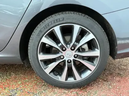 Photo 6 Hyundai I30  SW 1.6 CRDi 115 DCT-7