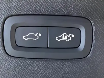 Photo 16 Volvo Xc90  Recharge T8 AWD 310+145 ch Geartronic 8 7pl