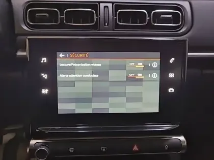 Photo 21 Citroën C3  PureTech 83 S&S BVM5